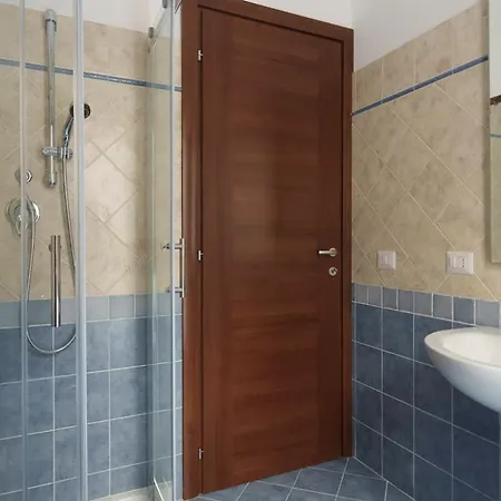 Apartmán Stylish 2-bedroom Getaway, Luxurious & Conveniently Located To Experience The Pulse Of The