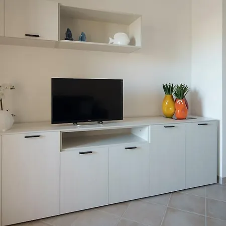 Stylish 2-bedroom Getaway, Luxurious & Conveniently Located To Experience The Pulse Of The 蒙特利尔